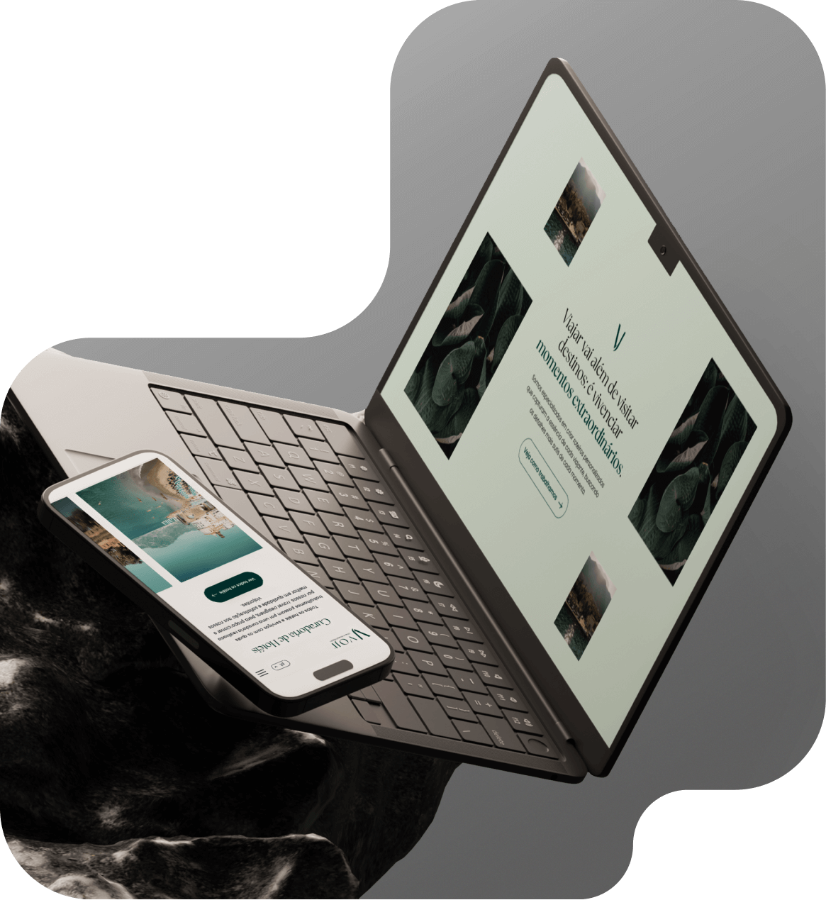 Notebook ilustrando um case de criação de website para empresa de viagens, a Voji Travel